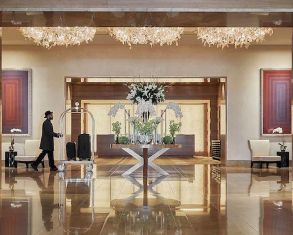 Four Seasons Baltimore Exterior photo