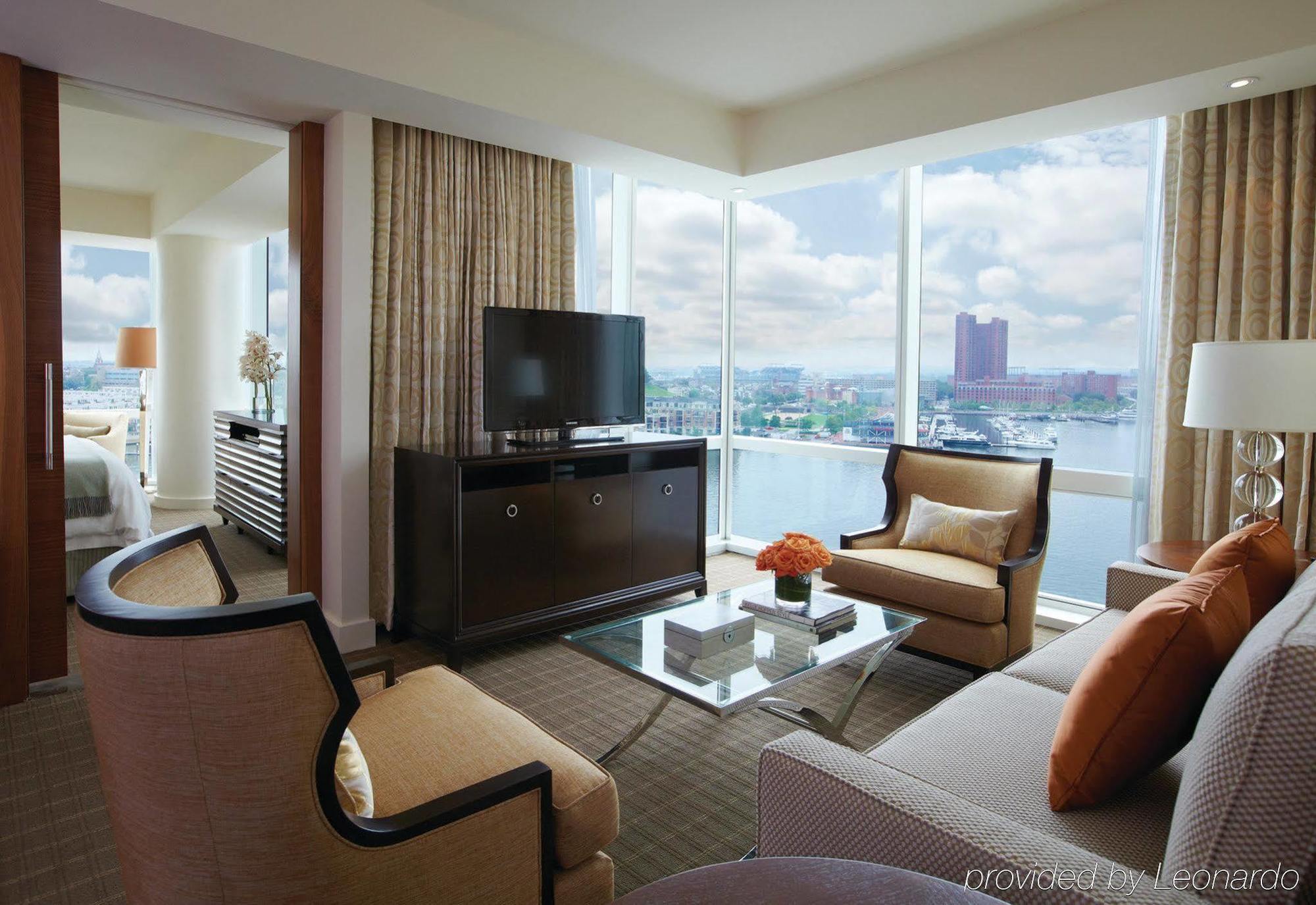 Four Seasons Baltimore Room photo