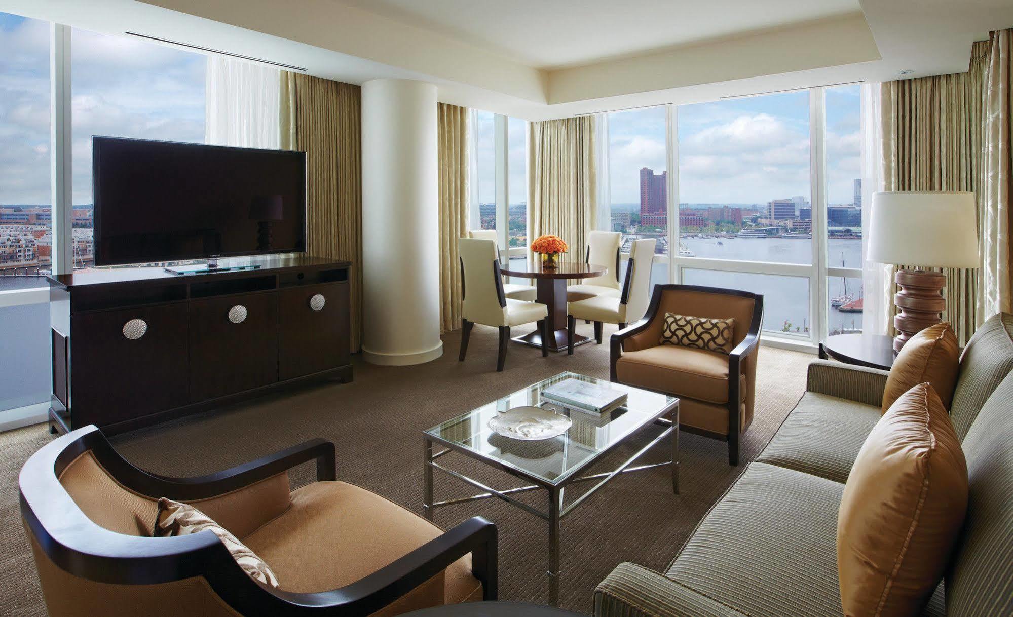 Four Seasons Baltimore Exterior photo