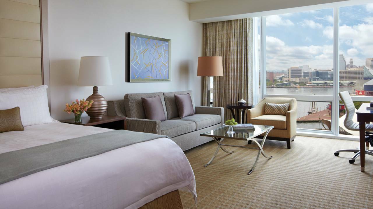 Four Seasons Baltimore Room photo